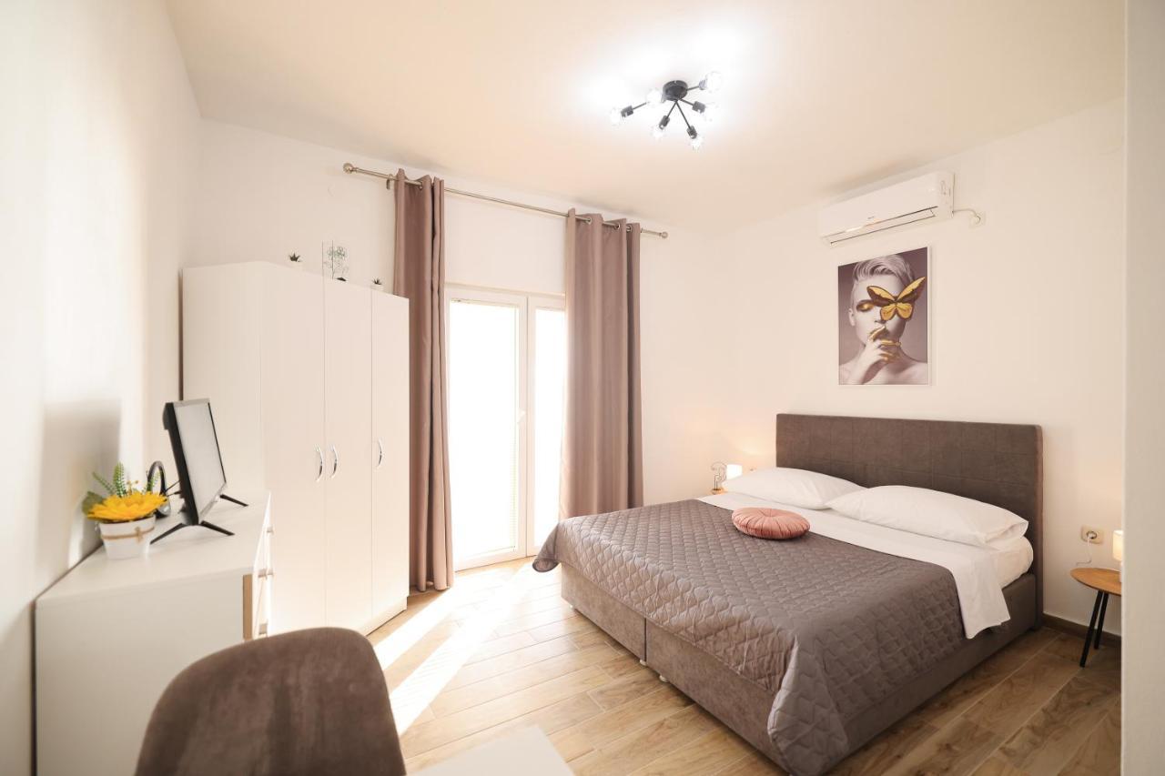 Apartments Kiara Bibinje Eksteriør bilde
